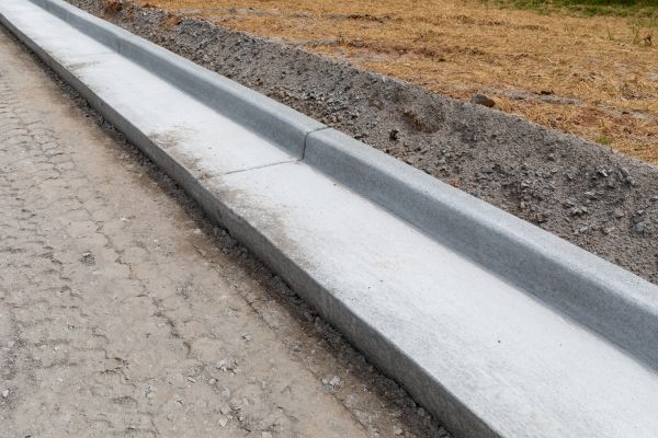 Cost of Concrete Curbing Repair in Knoxville